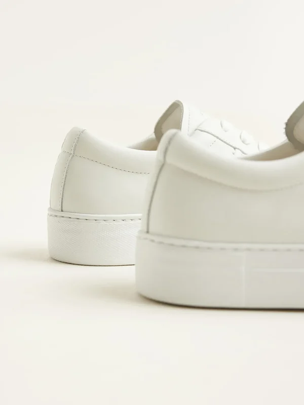 Store Jolie Morris Women Sneakers